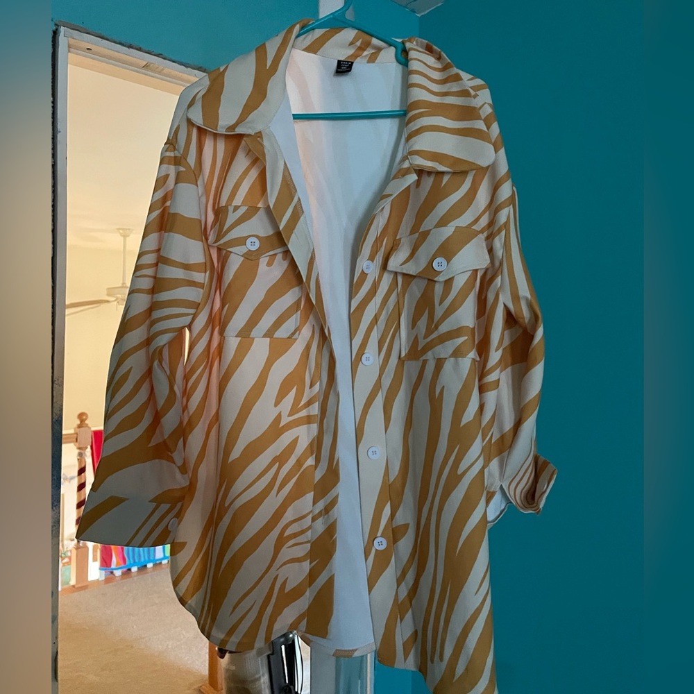 Zebra cardigan brand new never worn